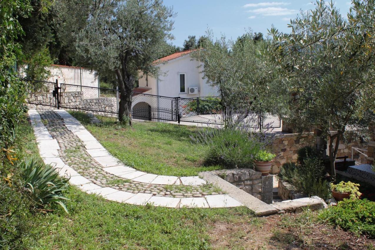 Apartments By The Sea Duga Luka - Prtlog, Labin - 3025 Zewnętrze zdjęcie